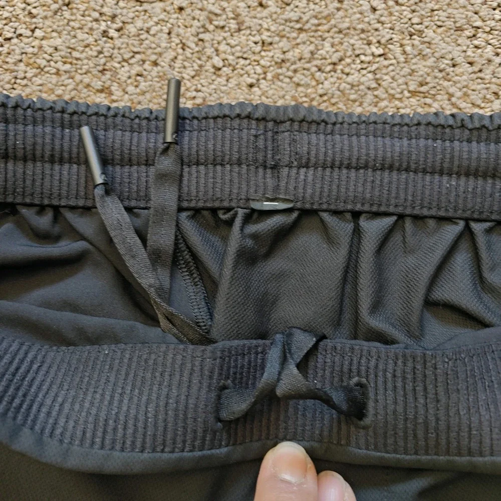 Lululemon Venture Trouser Twill Fabric Mens Small Black Water Repellent Commuter